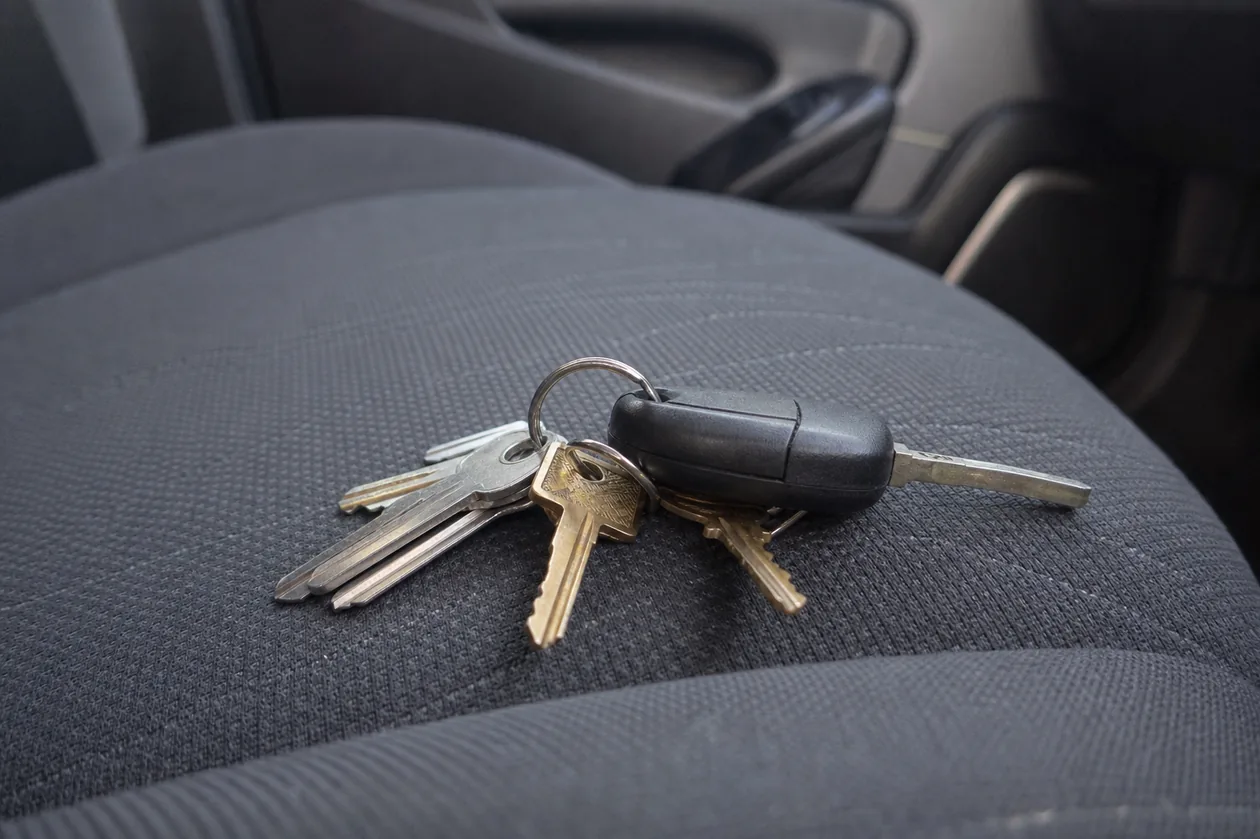 Car Key: Locksmith or Dealer? in Killeen, TX